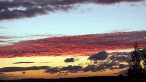 Wolken nach dem Sonnenuntergang am 13. September 2011 um 19:46 Uhr